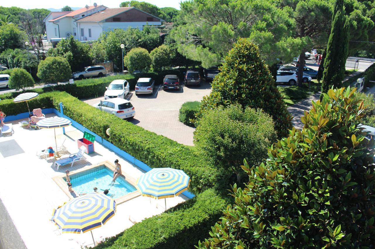 Residence Magnolia Marina Di Bibbona Eksteriør bilde